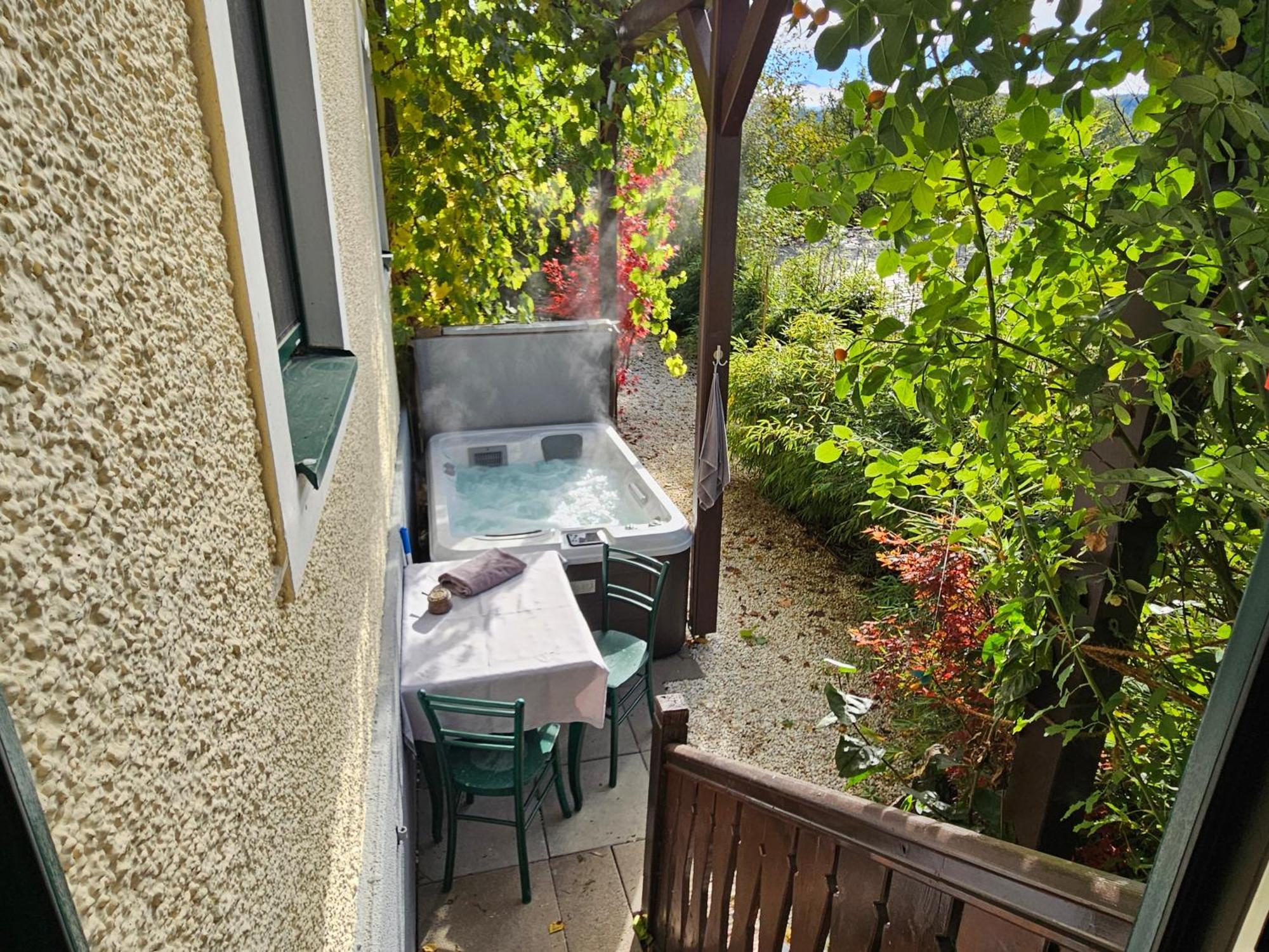 Premium Apartment Mit Privatem Whirlpool, Sauna, Garten Sankt Martin am Grimming Exterior photo